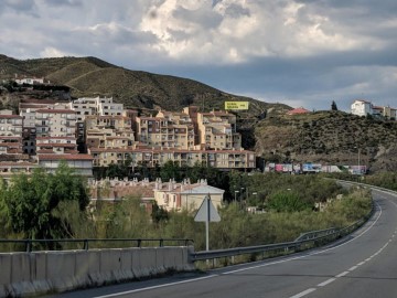 Garage à Cenes de la Vega