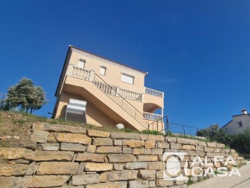 House 4 Bedrooms in Santa Susanna