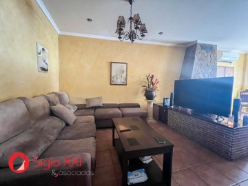 House 3 Bedrooms in Alquerías del Niño Perdido