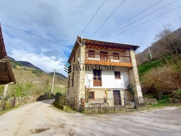Casa o chalet 5 Habitaciones en Pesaguero