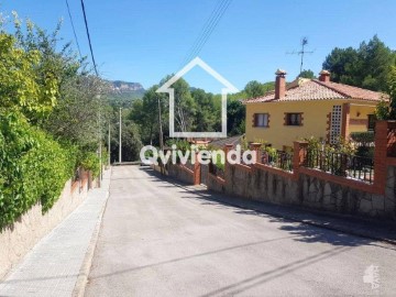 House 4 Bedrooms in El Pare