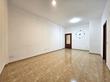 Apartment 3 Bedrooms in Vilamarxant