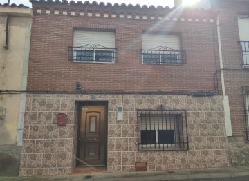 Maison 3 Chambres à San Martín de Montalbán