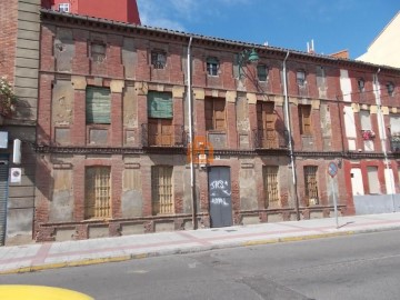 Edificio en Poza de la Sal