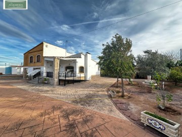 Casa o chalet 4 Habitaciones en Los Pinares-La Masía
