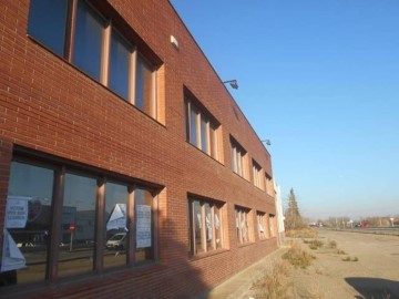 Industrial building / warehouse in Montoliu de Lleida