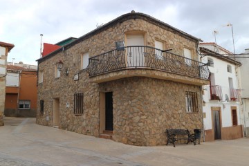 Casa o chalet 4 Habitaciones en Robledillo de la Vera