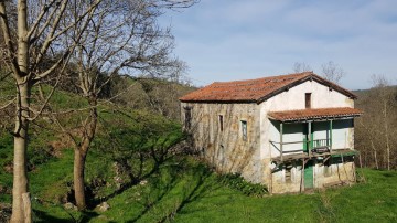 Piso  en Barrio de Arriba