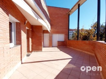 House 5 Bedrooms in Zona Esportiva - Sant Pere