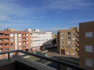 Piso 4 Habitaciones en Puerta de Toledo - Atalaya