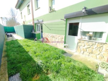 House 3 Bedrooms in Sotragero