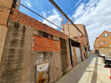 Edificio en Hinojar de Cervera