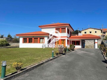 Casa o chalet 6 Habitaciones en Vidiago-Pendueles-Tresgrandas