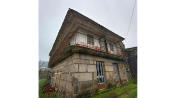 Casa o chalet 5 Habitaciones en Fornelos de Montes (San Lorenzo P.)