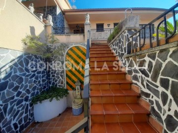 House 7 Bedrooms in Santa Coloma de Farners