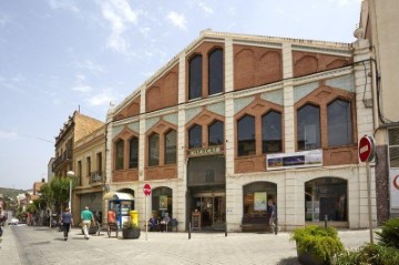 Bâtiment industriel / entrepôt à Mas Lluí - Els Miralls