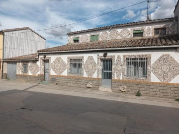 Quintas e casas rústicas 5 Quartos em Alaraz