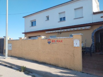 Casa o chalet 6 Habitaciones en Serramagra