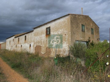 Nave en Benavente