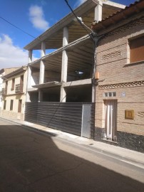 Edificio en Torres de Berrellén