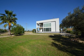 Maison 4 Chambres à Deltebre