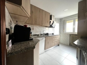 Apartamento 4 Quartos em Santa Marta de Tormes