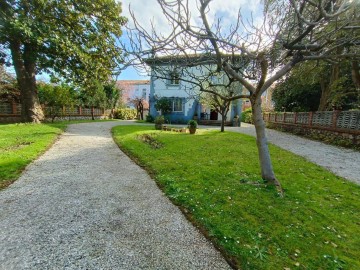 House 5 Bedrooms in Cerezo - Aspla - Torres