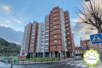 Piso 4 Habitaciones en Cruces