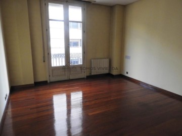 Apartment 2 Bedrooms in Ourense Centro