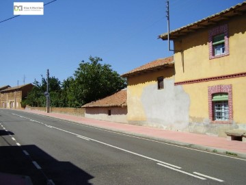 House  in Santa Elena de Jamuz