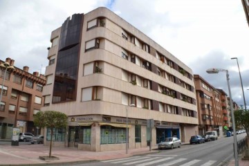 Garaje en Medina de Pomar