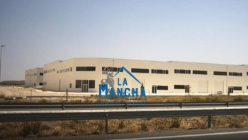 Industrial building / warehouse in Pozo de la Peña