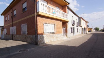 House 7 Bedrooms in El Cubo de Tierra del Vino