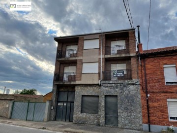 Edificio en San Cipriano de Rueda