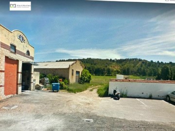 Industrial building / warehouse in Villaobispo de las Regueras