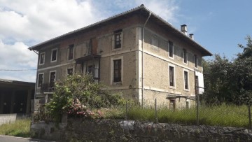 House  in Elejabeitia