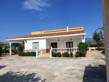 Casa o chalet 5 Habitaciones en San Crispín - Huerta Nueva - Estación