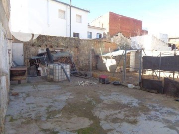 House 6 Bedrooms in Arcas