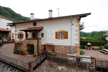 House 9 Bedrooms in Elgorriaga