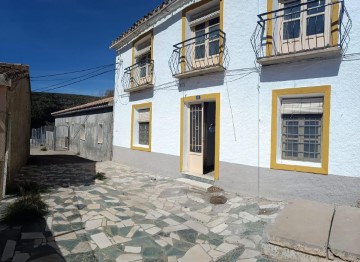 House 7 Bedrooms in Cáliz