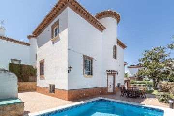 Casa o chalet 3 Habitaciones en La Zubia