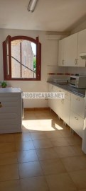 House 4 Bedrooms in Ullà