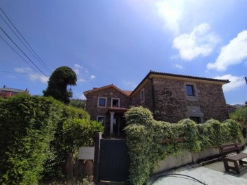 Casa o chalet 4 Habitaciones en Perlio (San Estevo)