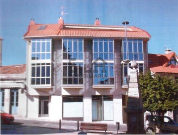 Edificio en Maside (Santo Tomé)