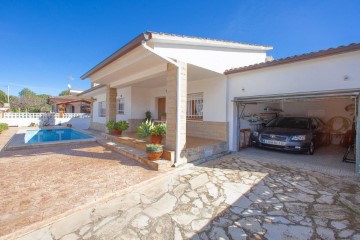 Maison 6 Chambres à La Bisbal del Penedès