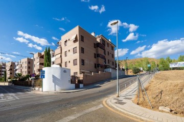 Piso 3 Habitaciones en Ctra Sierra - Acceso Nuevo Alhambra