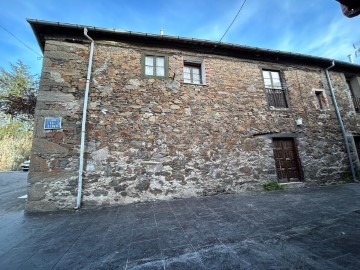 Maison 3 Chambres à Onamio y Poblado M.s.p.