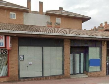 Local en Villalba Estación