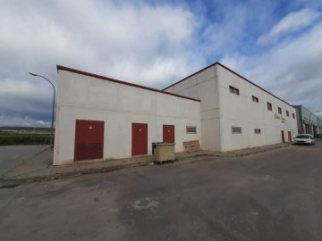 Industrial building / warehouse in Razbona