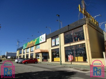 Industrial building / warehouse in Trobajo del Camino